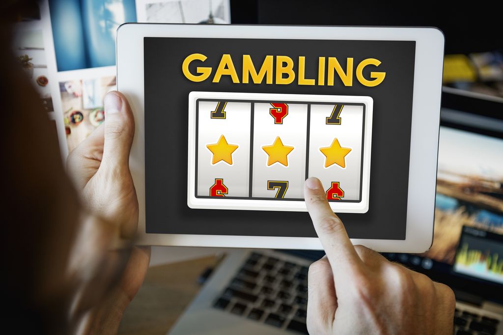 The Psychology of Gambling: How to Stay in Control While Playing