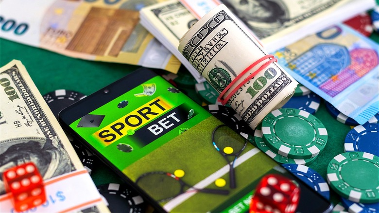 Best online poker strategies for winning the game